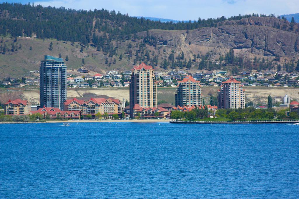 Lake Okanagan Bed And Breakfast West Kelowna Room photo