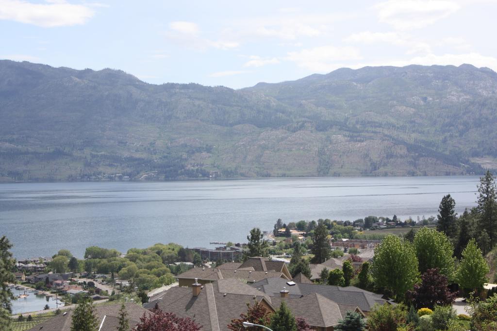 Lake Okanagan Bed And Breakfast West Kelowna Exterior photo